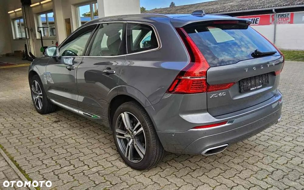 Volvo XC 60 D5 AWD Inscription - 3