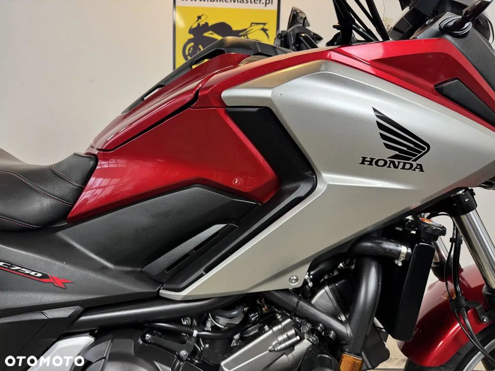 Honda NC - 12