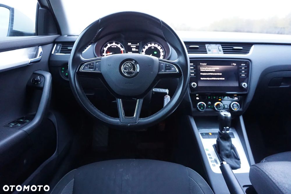 Skoda Octavia 2.0 TSI Ambition DSG - 17