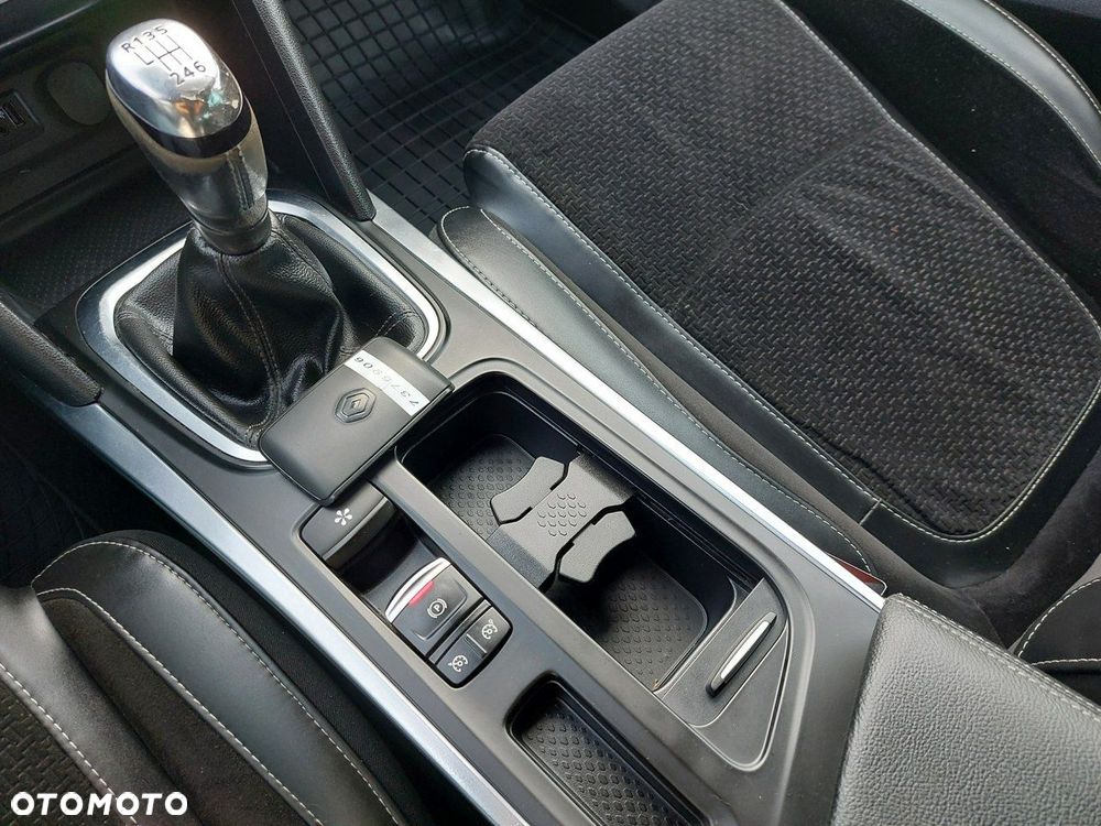 Renault Megane - 25