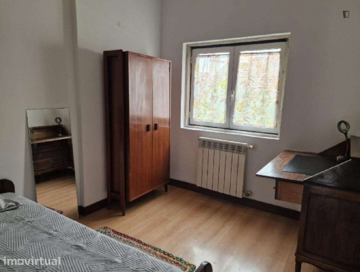 Quarto - localizado em Pontinha Lisbon - Grande imagem: 3/16
