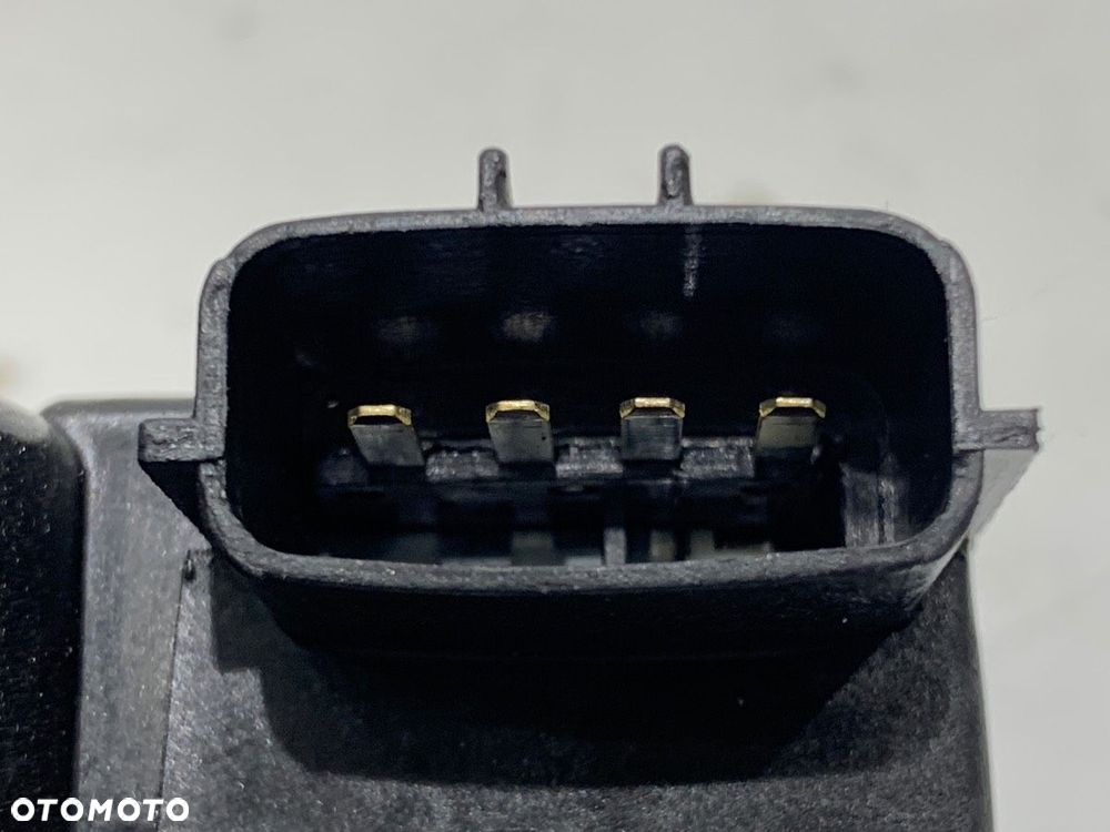 ZAMEK KLAPY TYŁ  KIA VENGA (YN) 2010 - 2022 1.4 CVVT 66 kW [90 KM] benzyna 2010 - 2022 81230-1H000 - 3