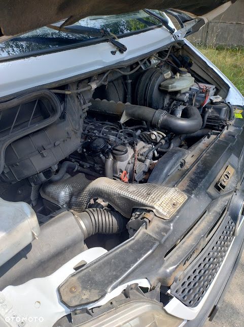 Mercedes-Benz Sprinter - 16