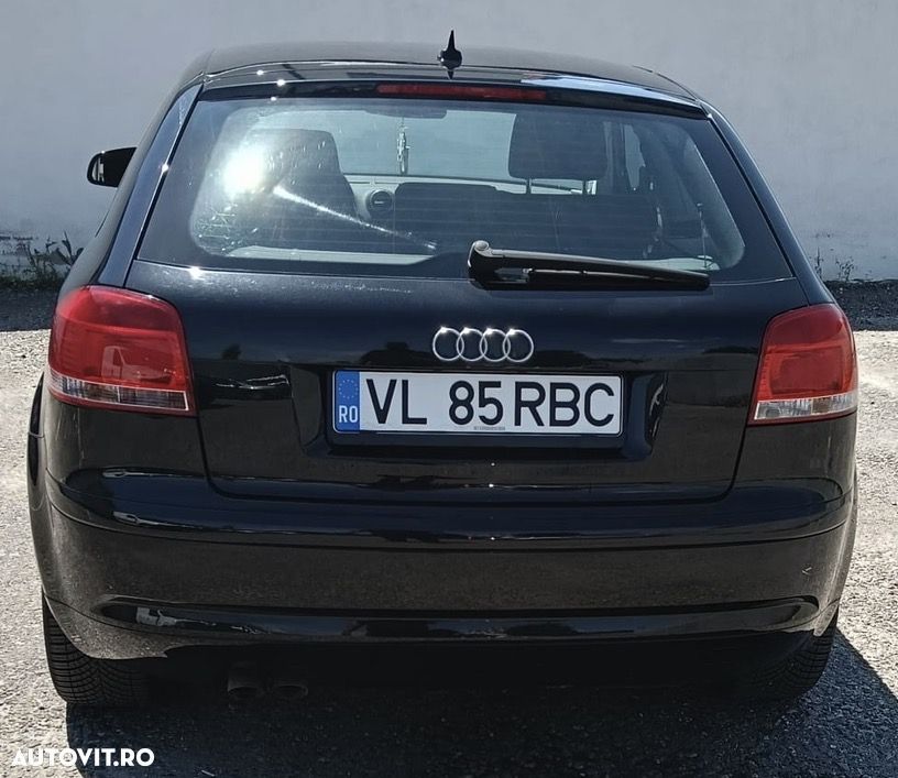 Audi A3 1.9 TDI DPF Ambiente - 2
