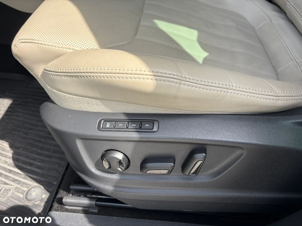 Skoda Kodiaq 2.0 TDI 4x4 L&K DSG - 19