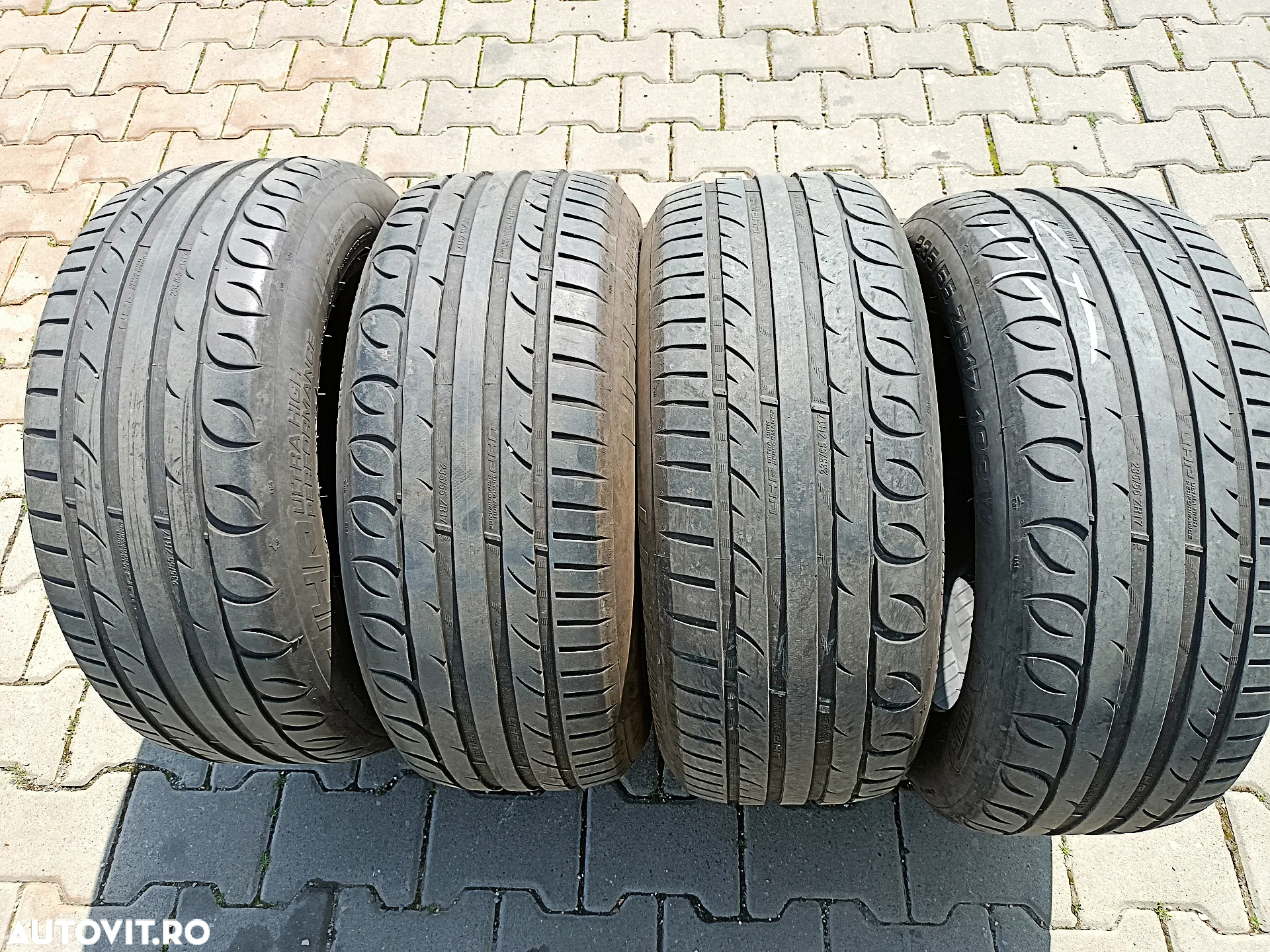 Ford Kuga 2.0 TDCi 2WD Titanium - 24