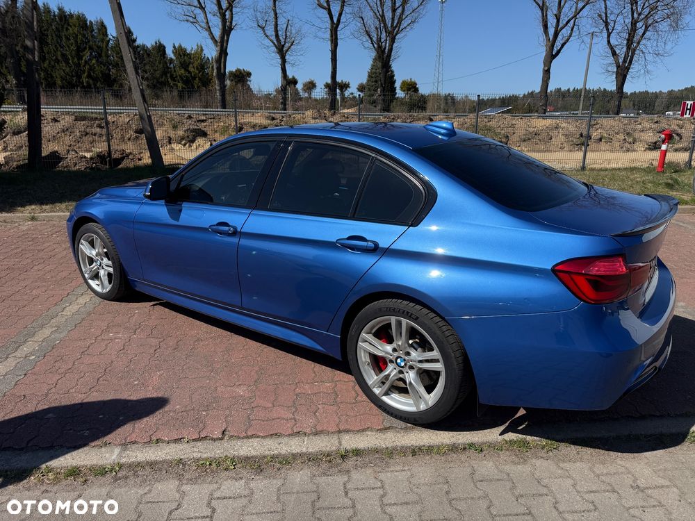BMW Seria 3 330i GPF xDrive M Sport Shadow sport - 6