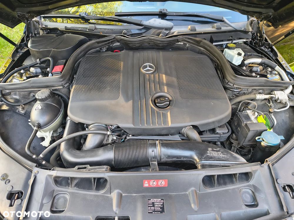 Mercedes-Benz Klasa C 220 CDI DPF (BlueEFFICIENCY) Avantgarde - 13