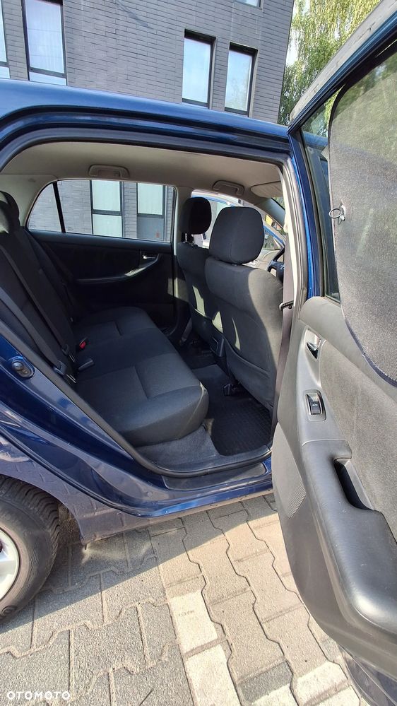 Toyota Corolla 2.0 D-4D Luna - 6