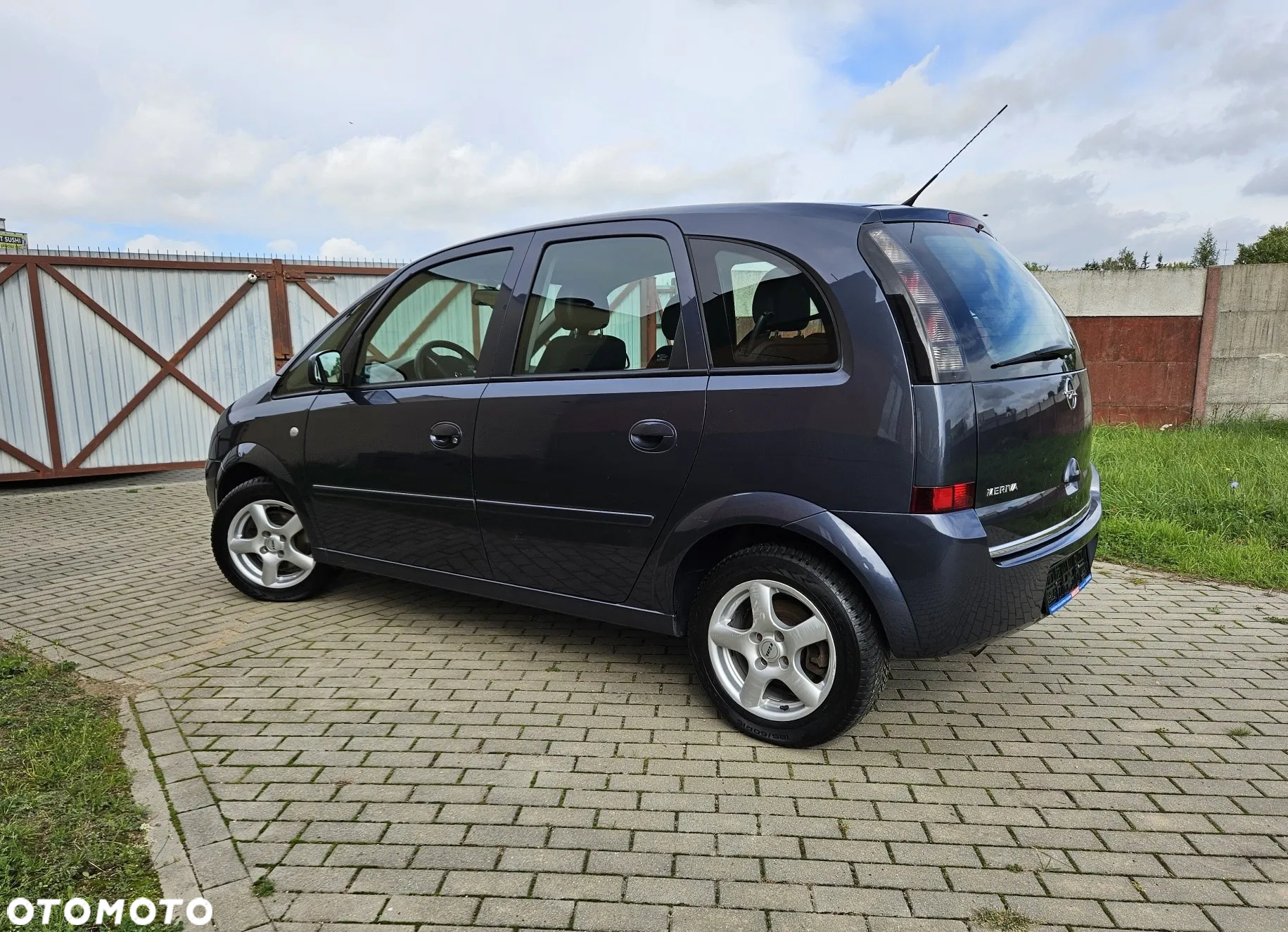 Opel Meriva 1.6 16V Innovation 110 Jahre - 10