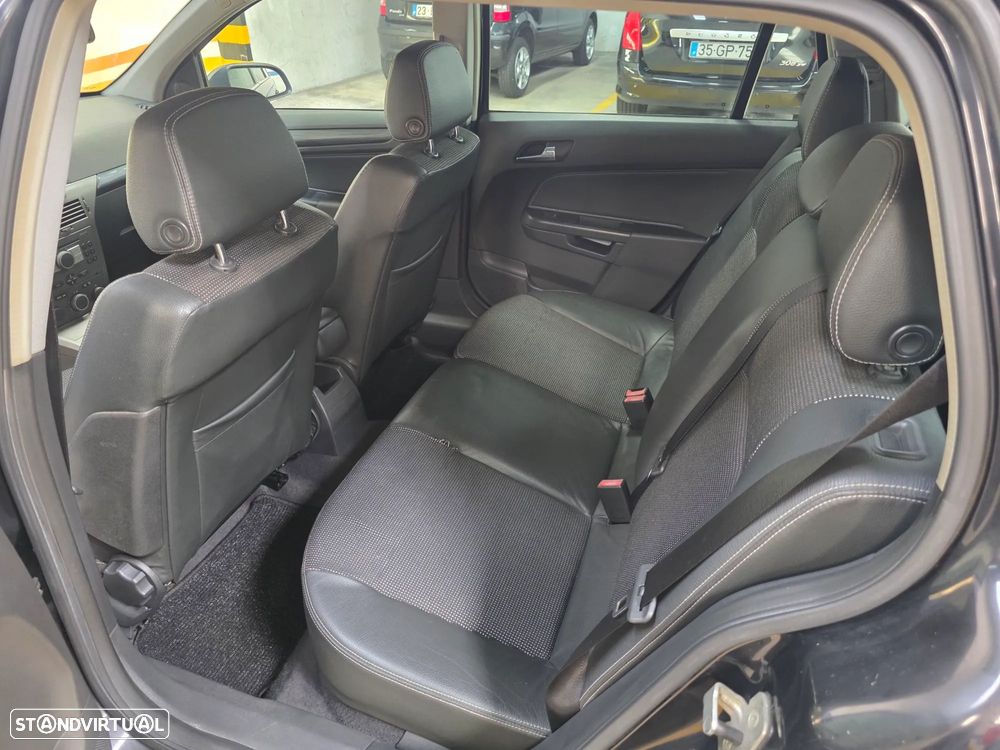 Opel Astra 1.7 CDTI Cosmo M6 - 12