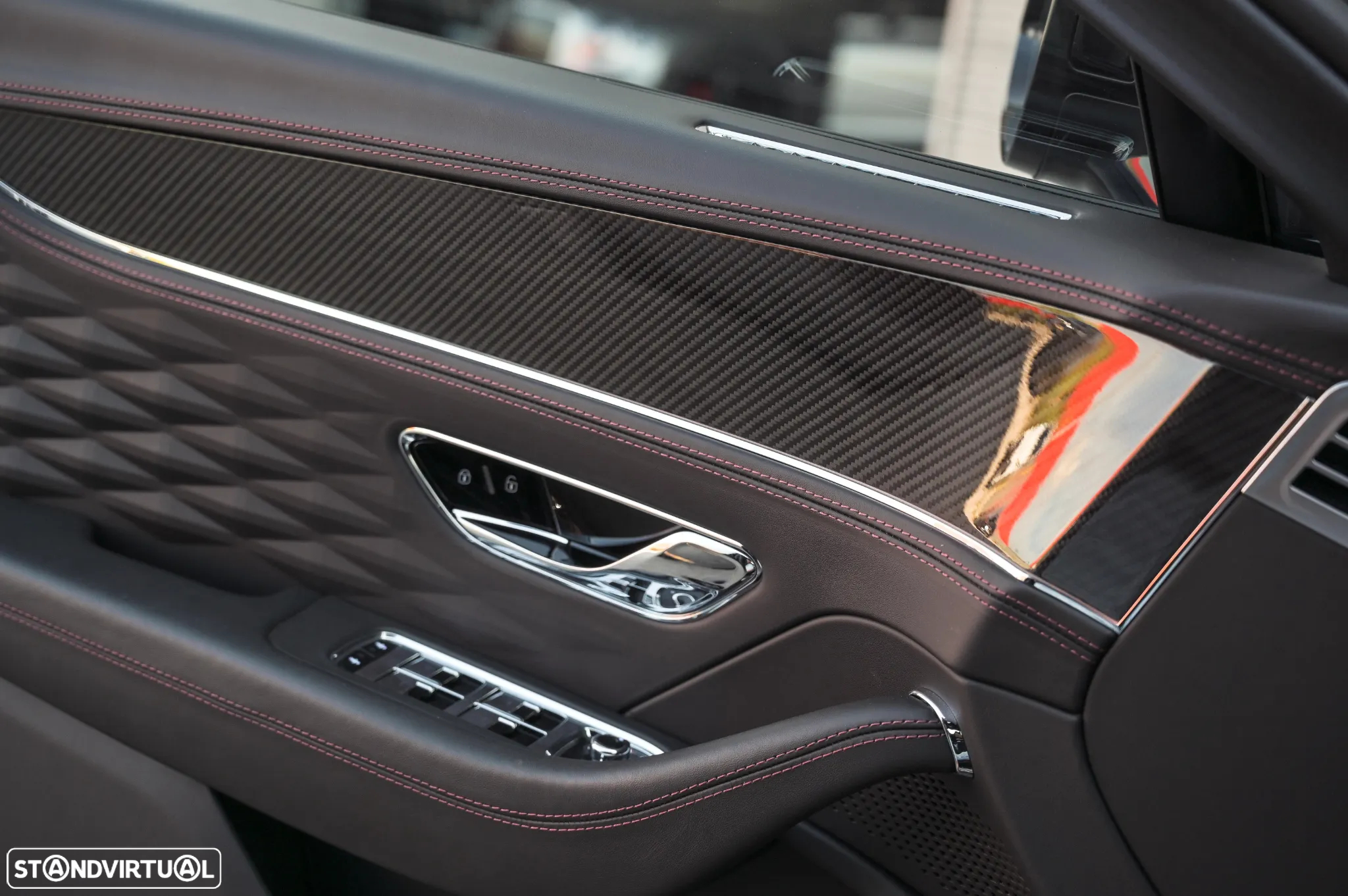 Bentley Flying Spur Hybrid - 21