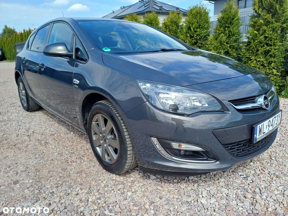 Opel Astra 1.4 Turbo 150 Jahre