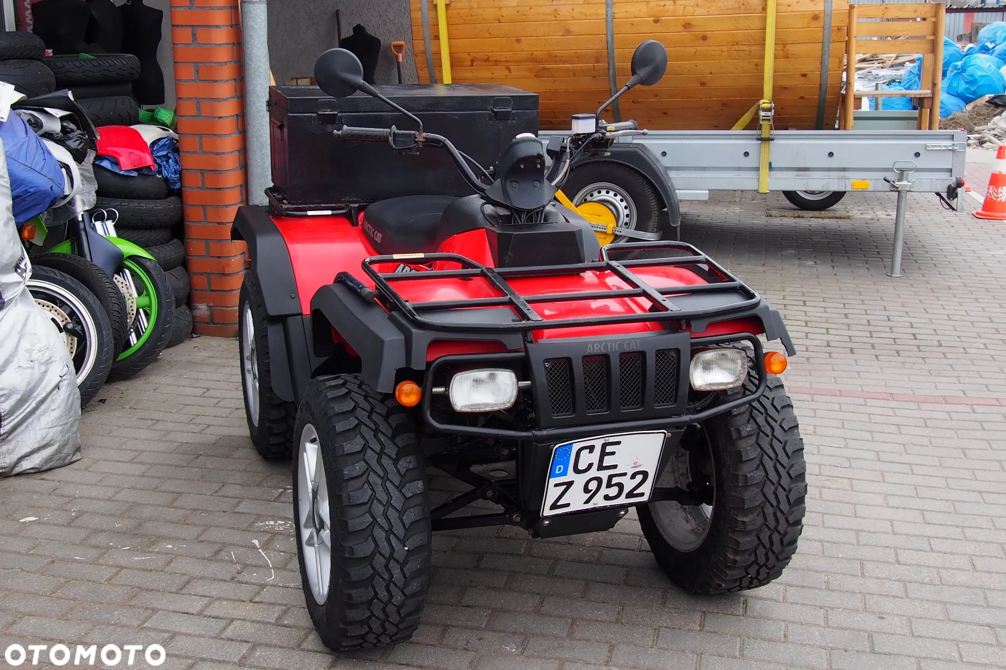 Arctic Cat Inny - 10
