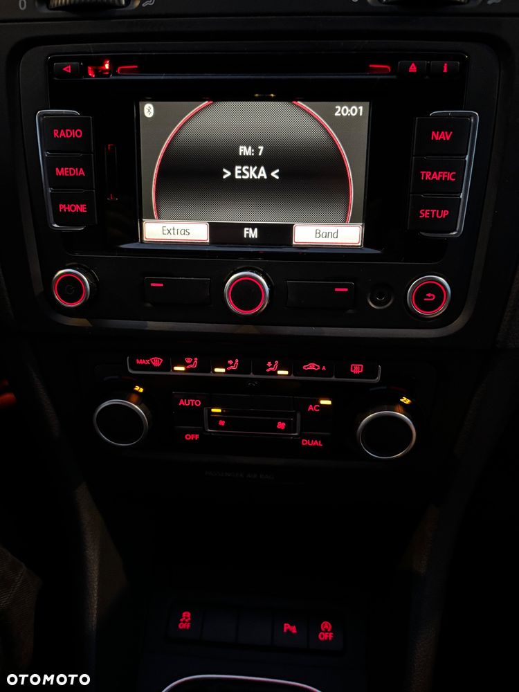 Volkswagen Golf 1.6 TDI BlueMot Comfortline - 9