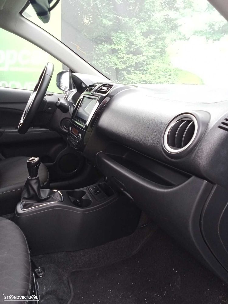 Mitsubishi Space Star 1.2 Intense - 11