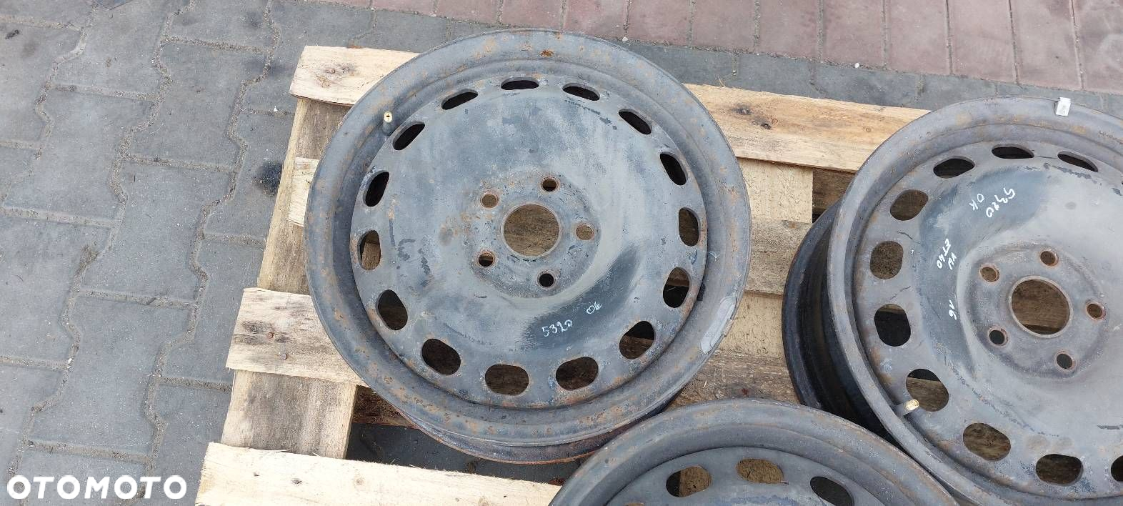 FELGA STALOWA AUDI A6 C5 5X112 6J - 2