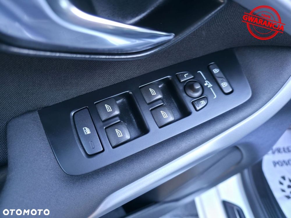 Volvo V40 T2 Inscription - 38