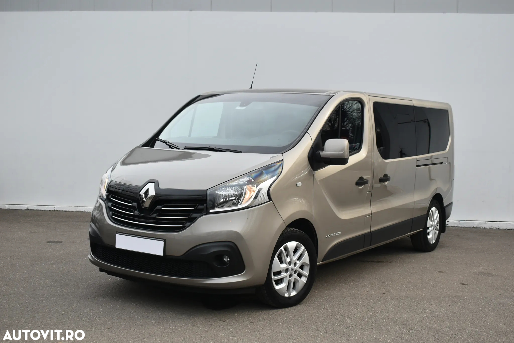 Renault Trafic - 15