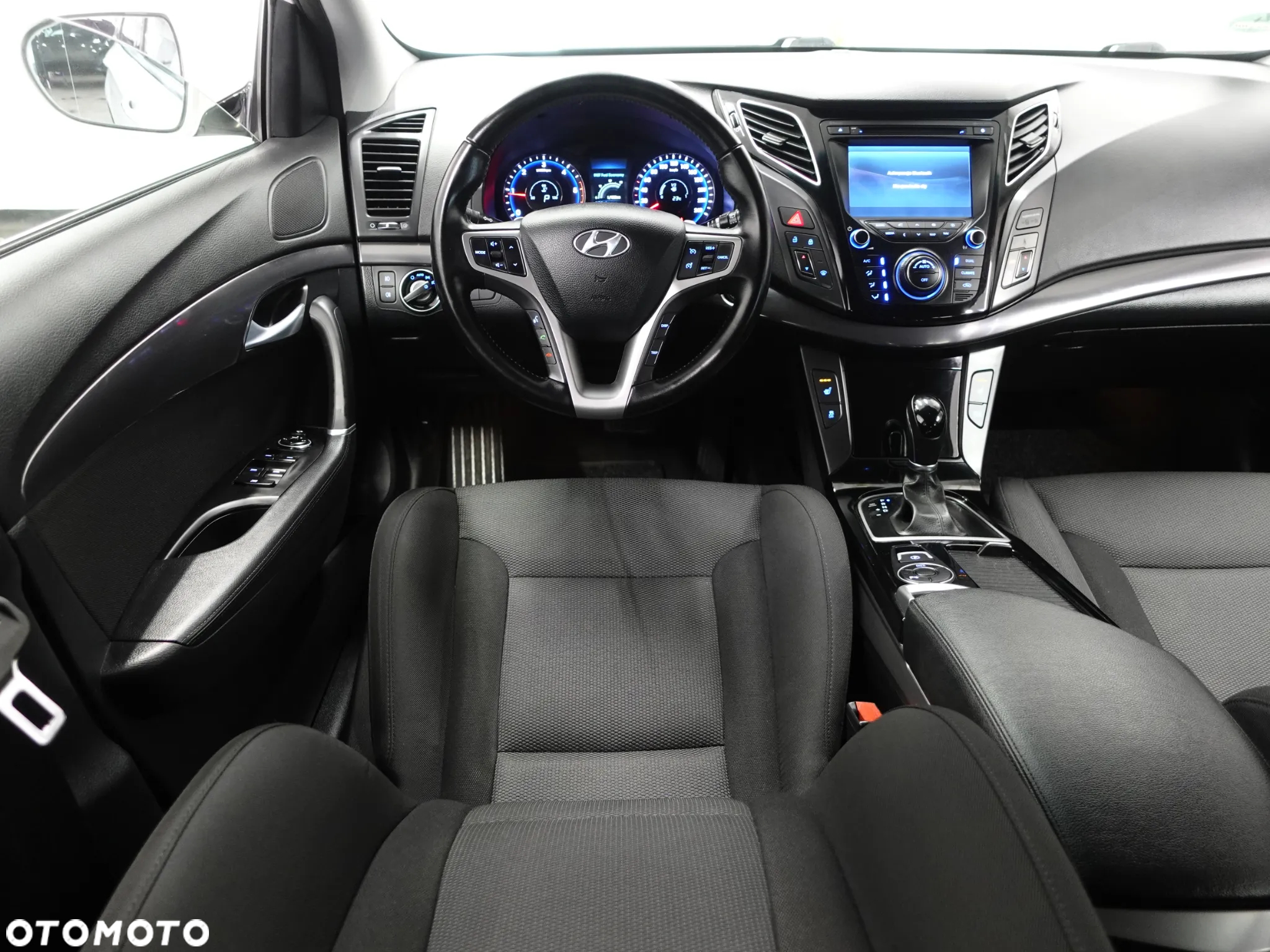 Hyundai i40 1.6 CRDi Comfort DCT - 30