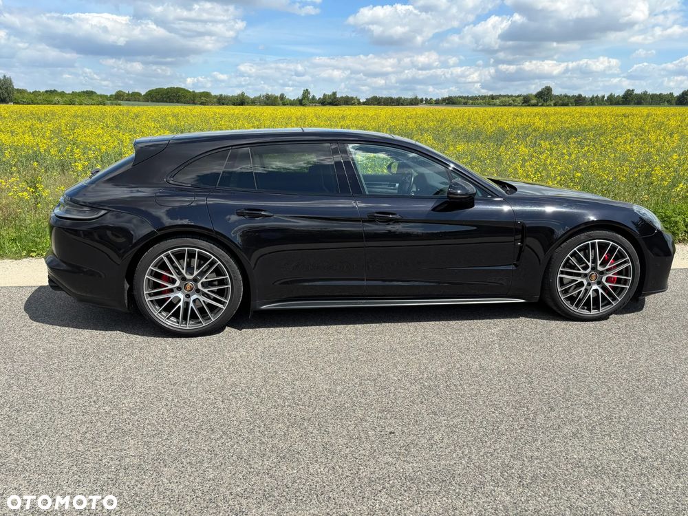 Porsche Panamera GTS - 7