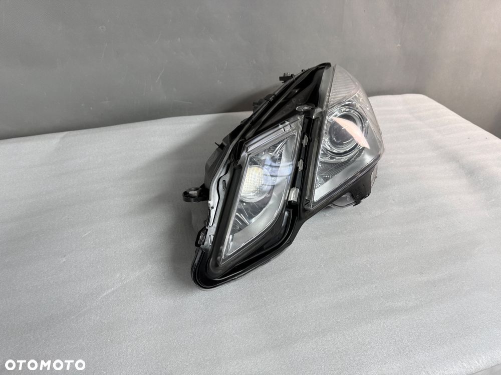 Lampa przednia  lewa Mercedes-Benz E W212 A212 BI XENON ILS skrętny - 1