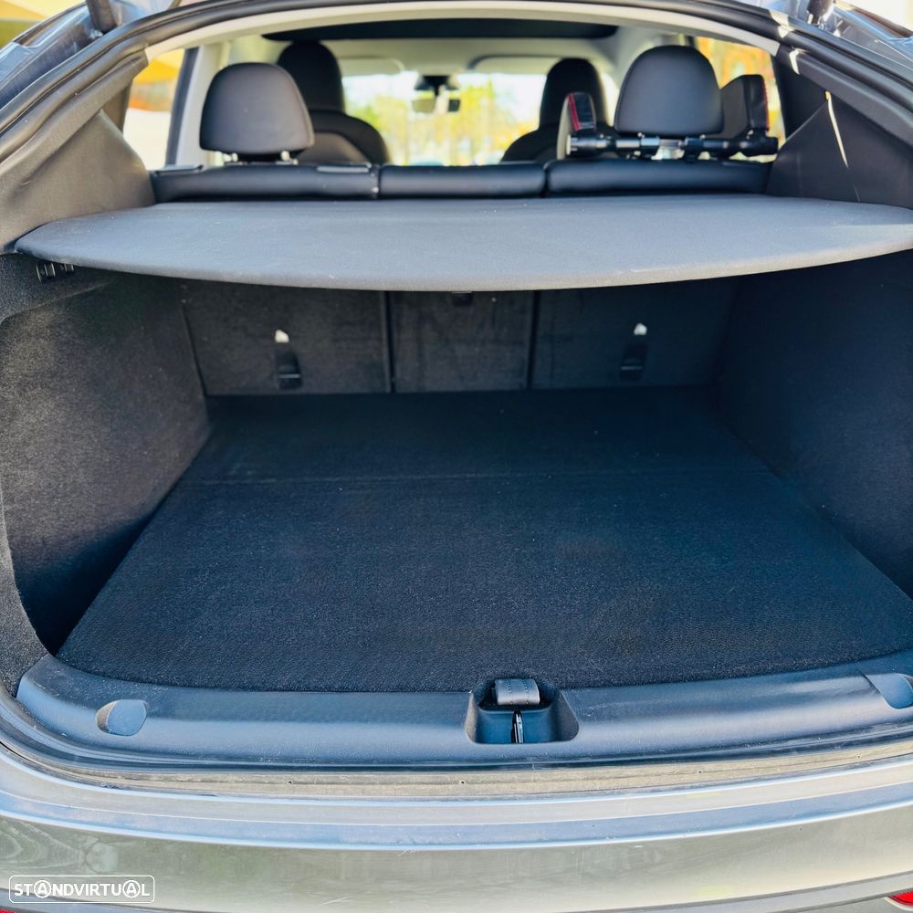 Tesla Model Y Long Range Tração Integral - 22