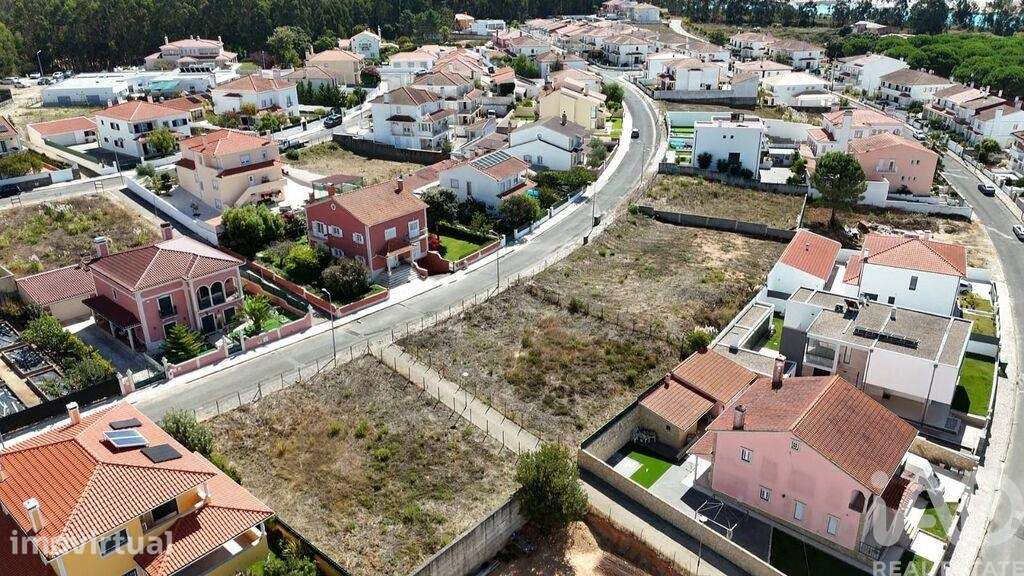 Terreno em Rio Maior de 240,00 m2 - Grande imagem: 2/30