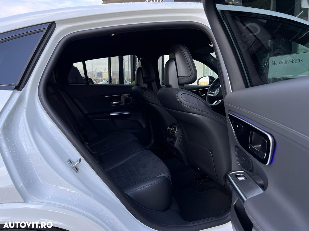 Mercedes-Benz GLC Coupe 300 e 4MATIC - 8