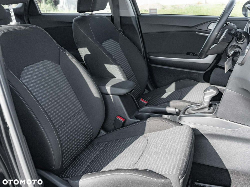 Kia Ceed 1.5 T-GDI M DCT - 31