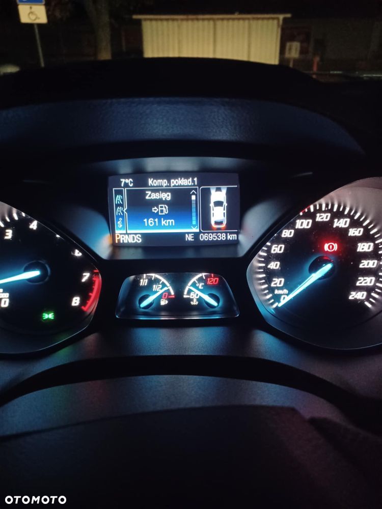 Ford Kuga 1.6 EcoBoost 4WD Titanium - 19