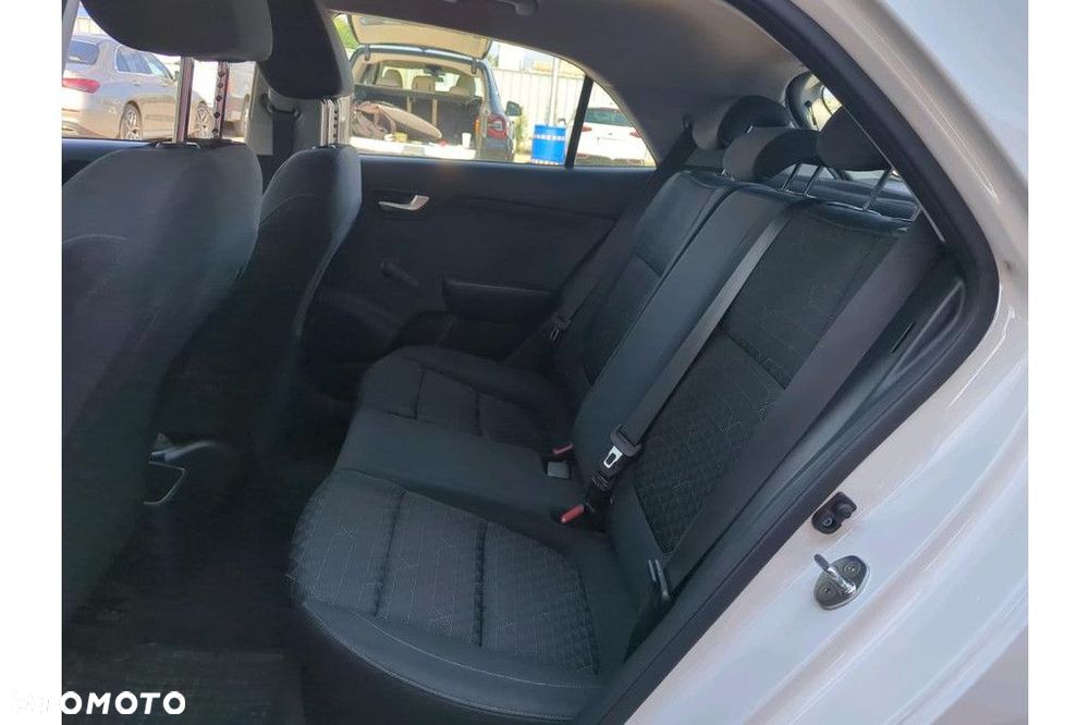 Kia Rio 1.2 M - 7