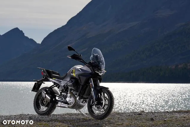 Moto Guzzi Stelvio - 11