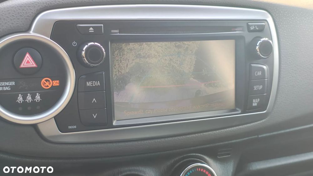 Toyota Yaris 1.33 Active - 21