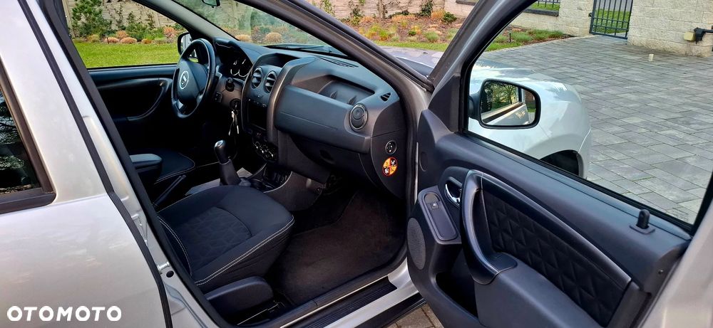 Dacia Duster 1.6 16V 105 4x2 Essentiel - 13