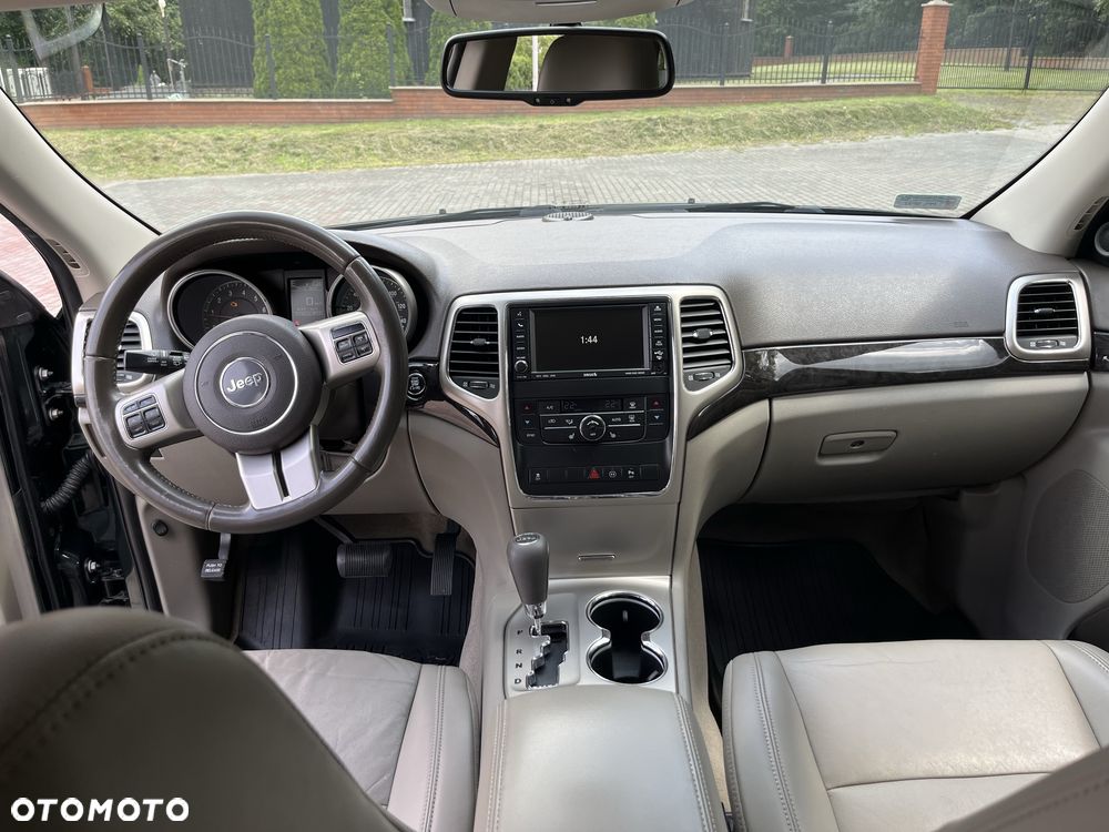 Jeep Grand Cherokee - 8
