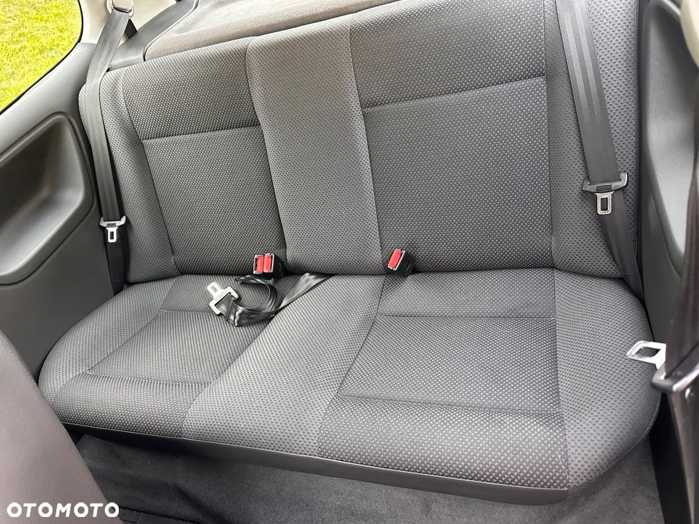 Volkswagen Polo - 16