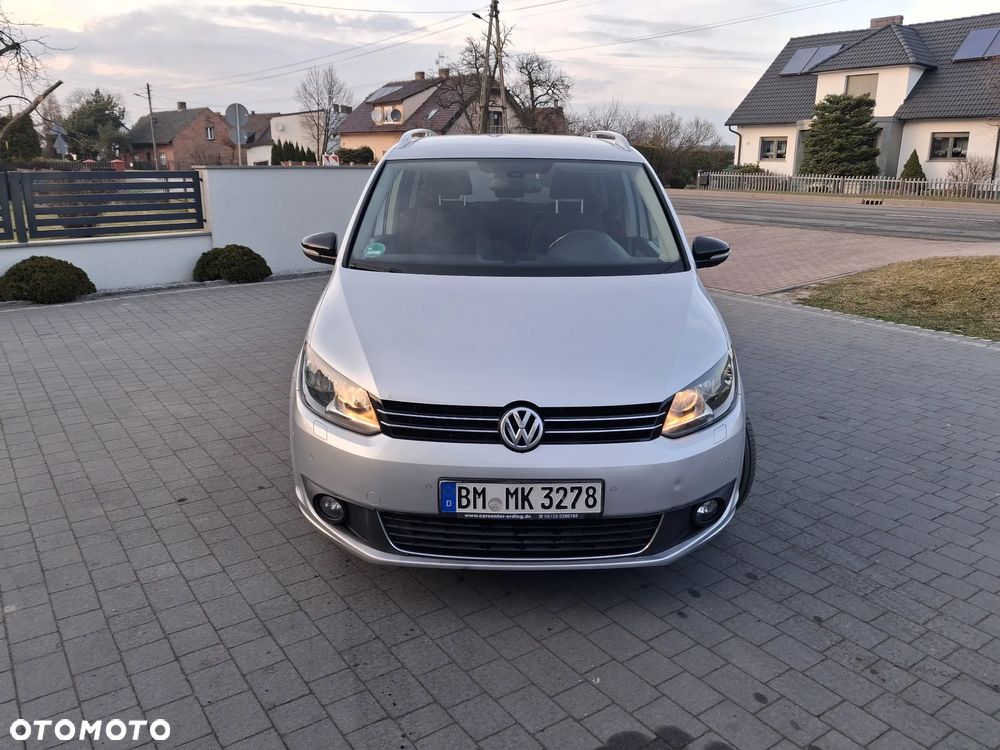 Volkswagen Touran 1.2 TSI STYLE - 2
