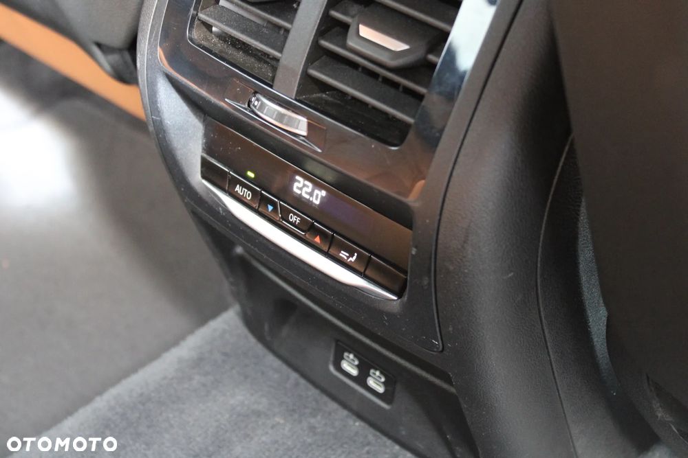 BMW X3 M M40d - 24