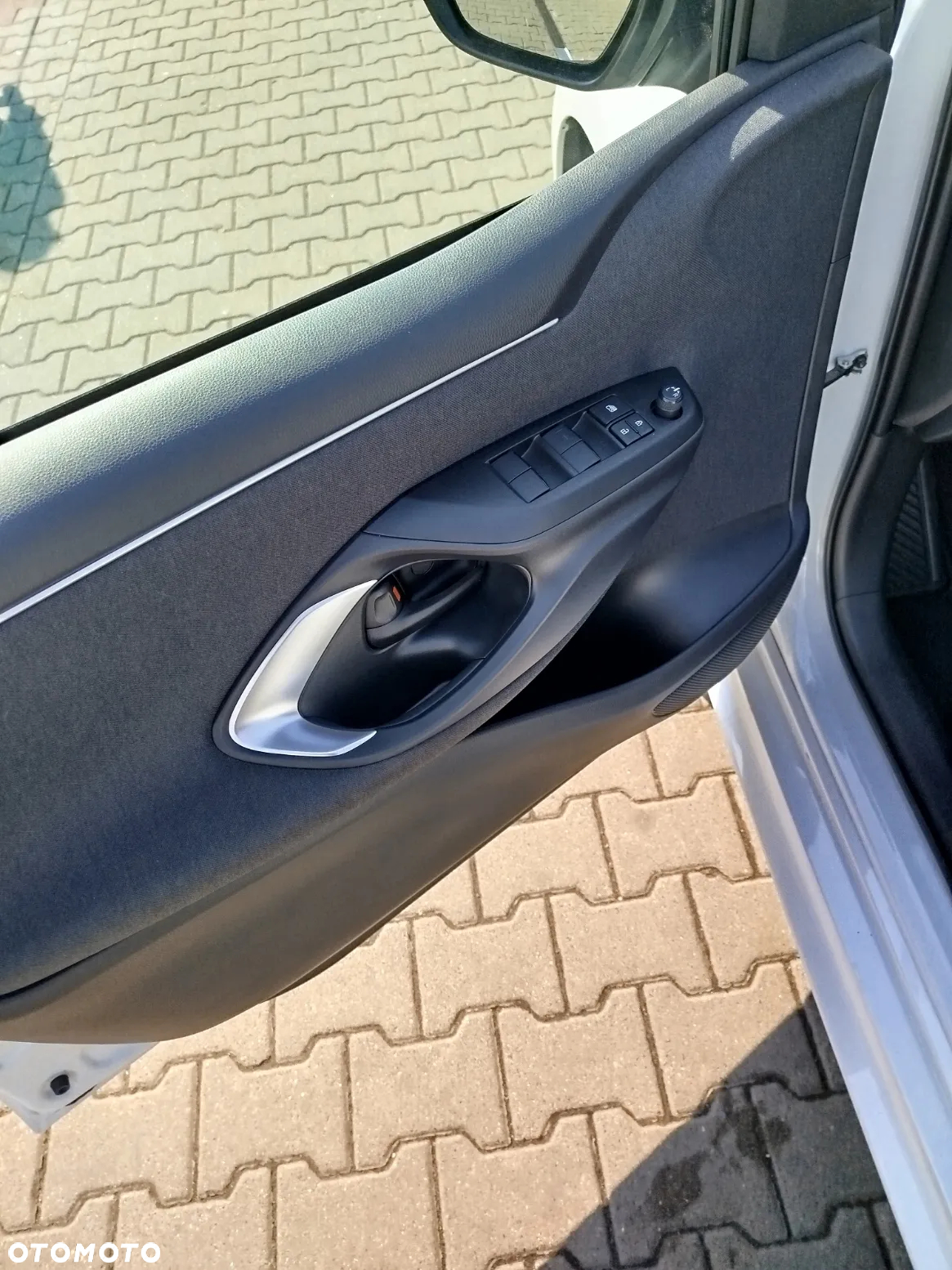 Toyota Yaris Hybrid 1.5 Comfort - 7