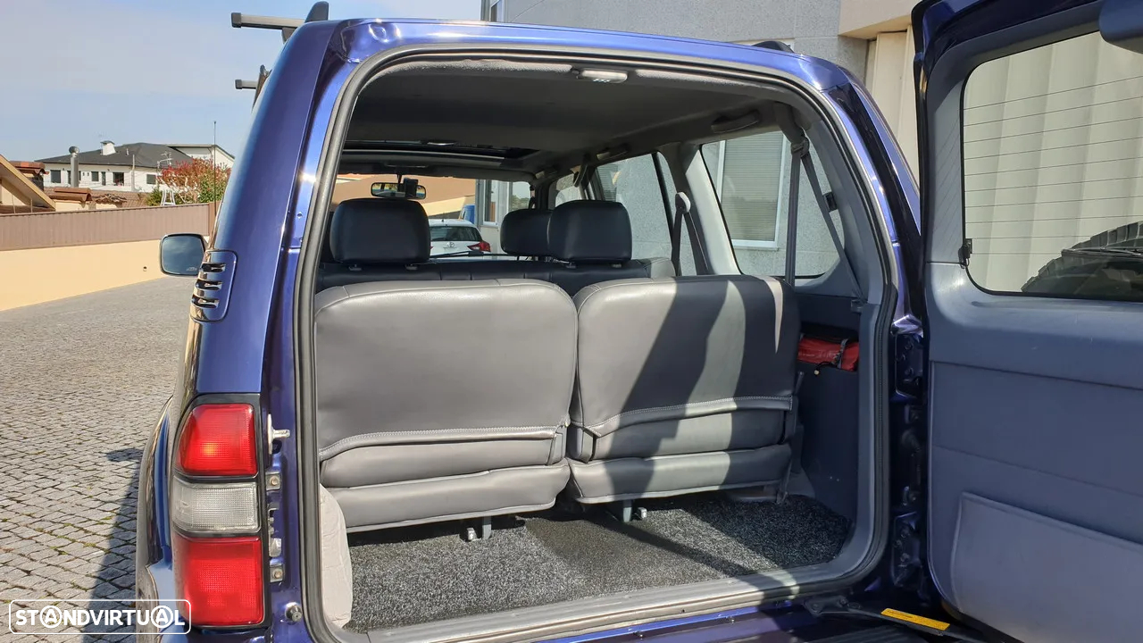 Toyota Land Cruiser 3.0 TD Pack 2 - 23