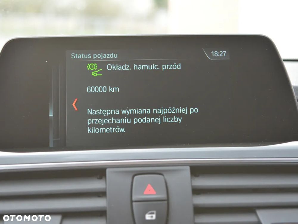 BMW Seria 3 318i Sport Line Shadow - 33