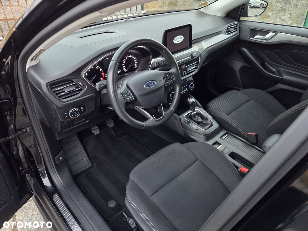 Ford Focus 1.0 EcoBoost Titanium - 5