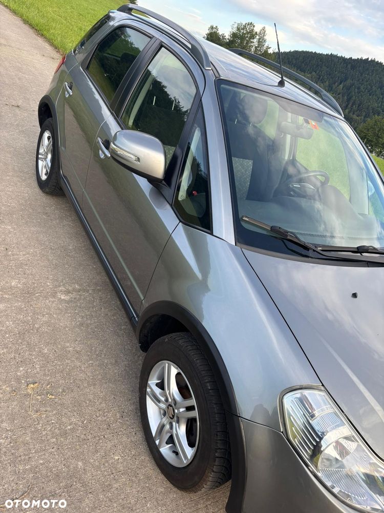 Suzuki SX4 1.6 Premium 4WD - 28