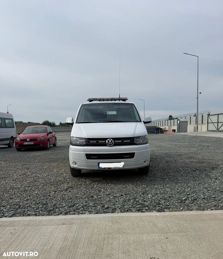 Volkswagen Transporter - 1
