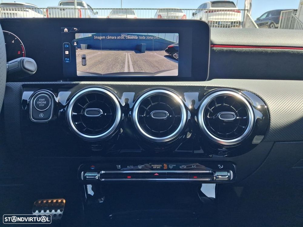 Mercedes-Benz A 180 d - 18