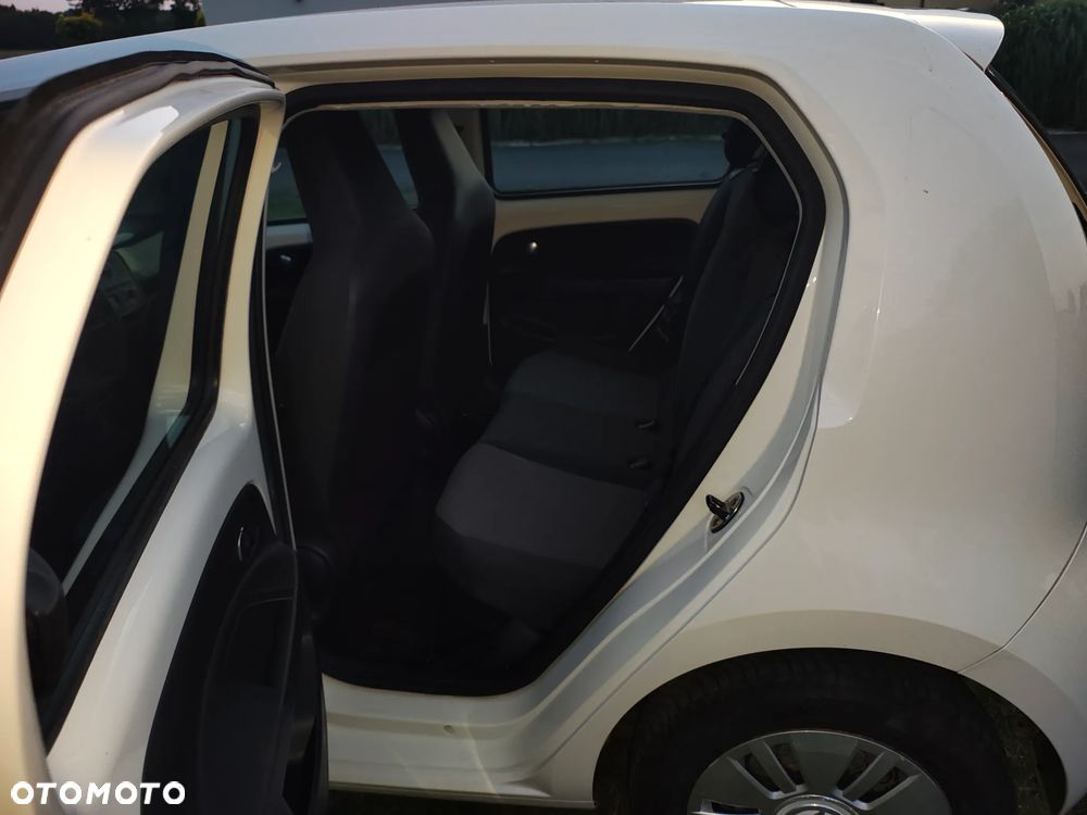 Volkswagen up! - 14