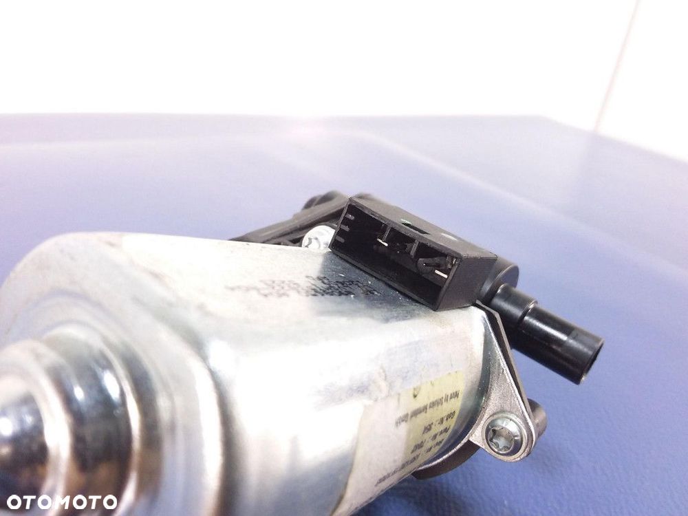 AUDI A8 D4 4H SILNICZEK REGULACJI FOTELA LEWY TYŁ - 6