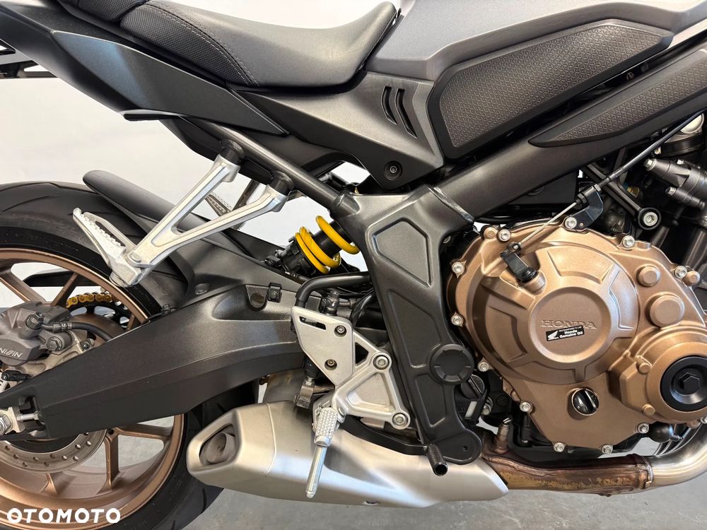 Honda CB - 33