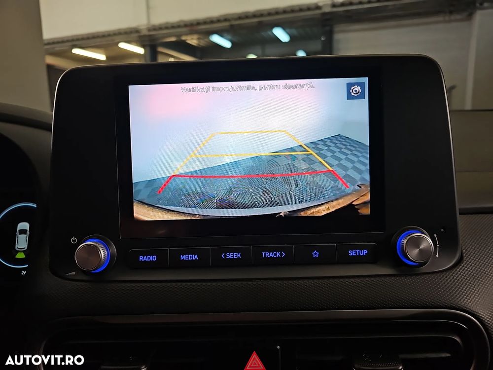 Hyundai KONA - 20